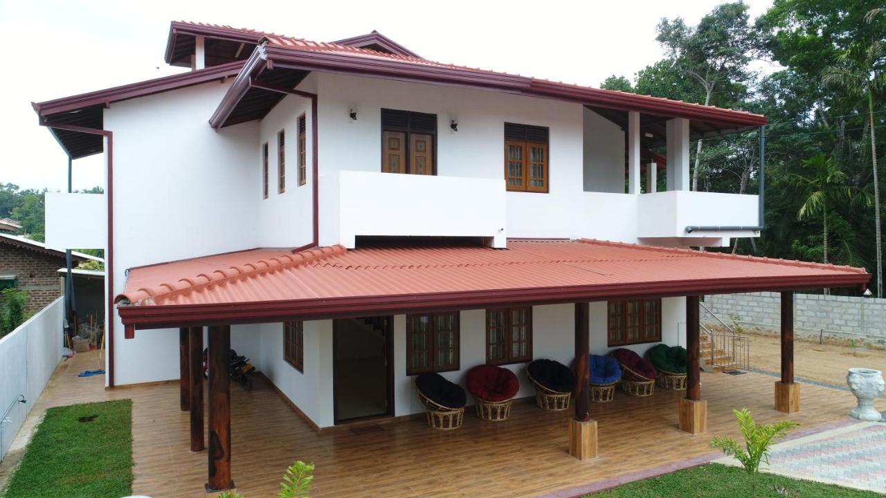 Mama'S Palace Hiriketiya Zuid-Dikwella Buitenkant foto
